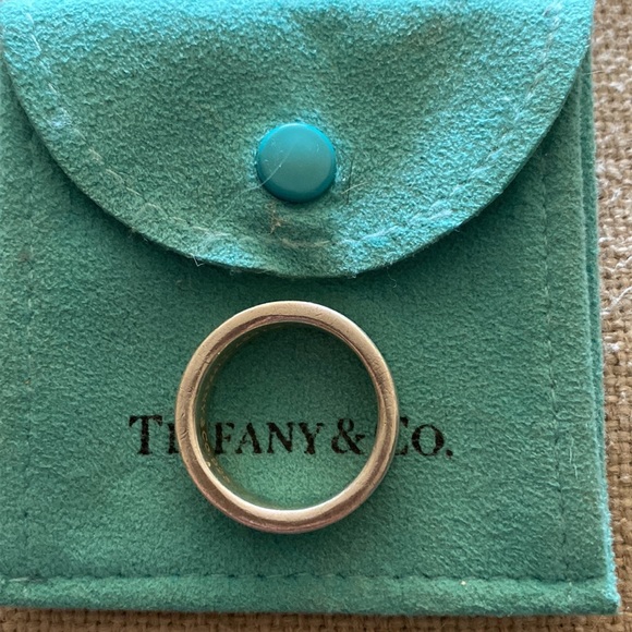Tiffany & Co sterling silver 1837 ring 6mm size 9.5 - Picture 3 of 5